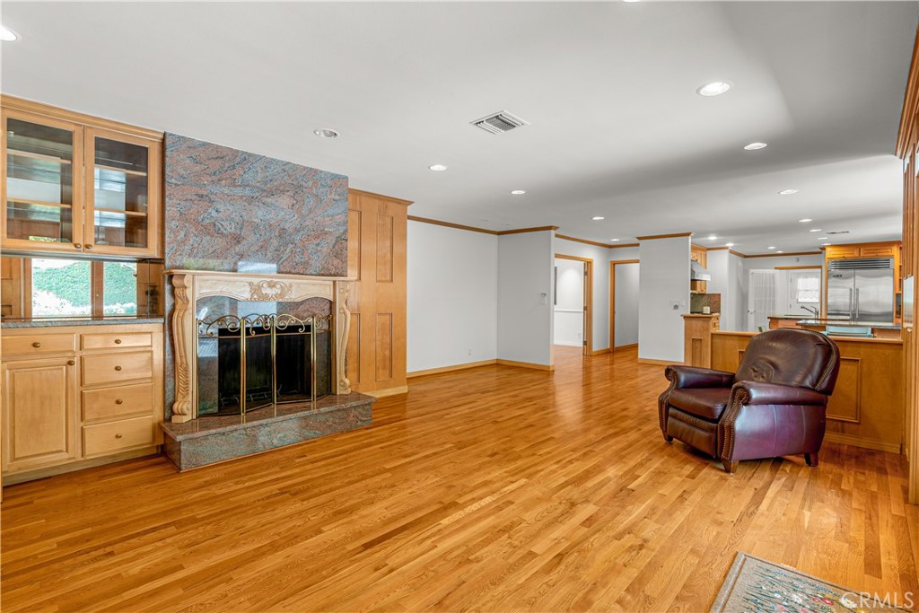 591 Busch Place Pasadena, CA 91105 - Photo 35 of 64 a living room with furniture window and wooden floor