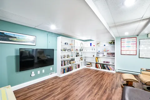 $725,000 | 96 Shoreland Path, Unit 96, Teaticket, MA 02536