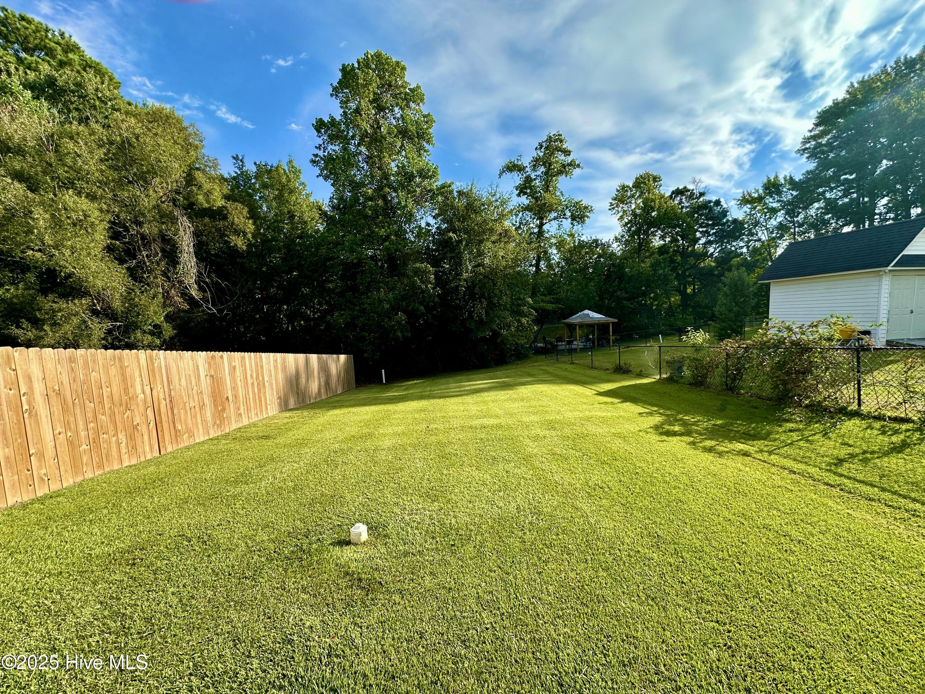 240 Lake Road, Unit B Greenville, NC 27834 - Photo 12 of 12 IMG_4786