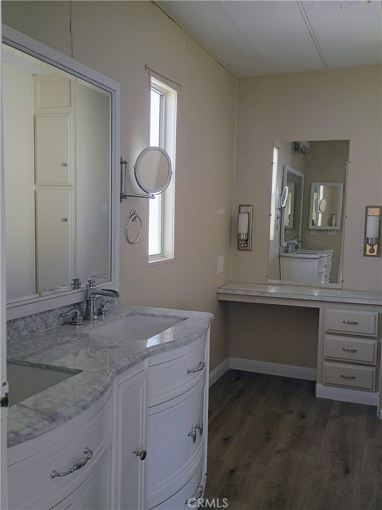 17640 Corkill Road, Unit 78 Desert Hot Springs, CA 92241 - Photo 23 of 58 Master bathroom