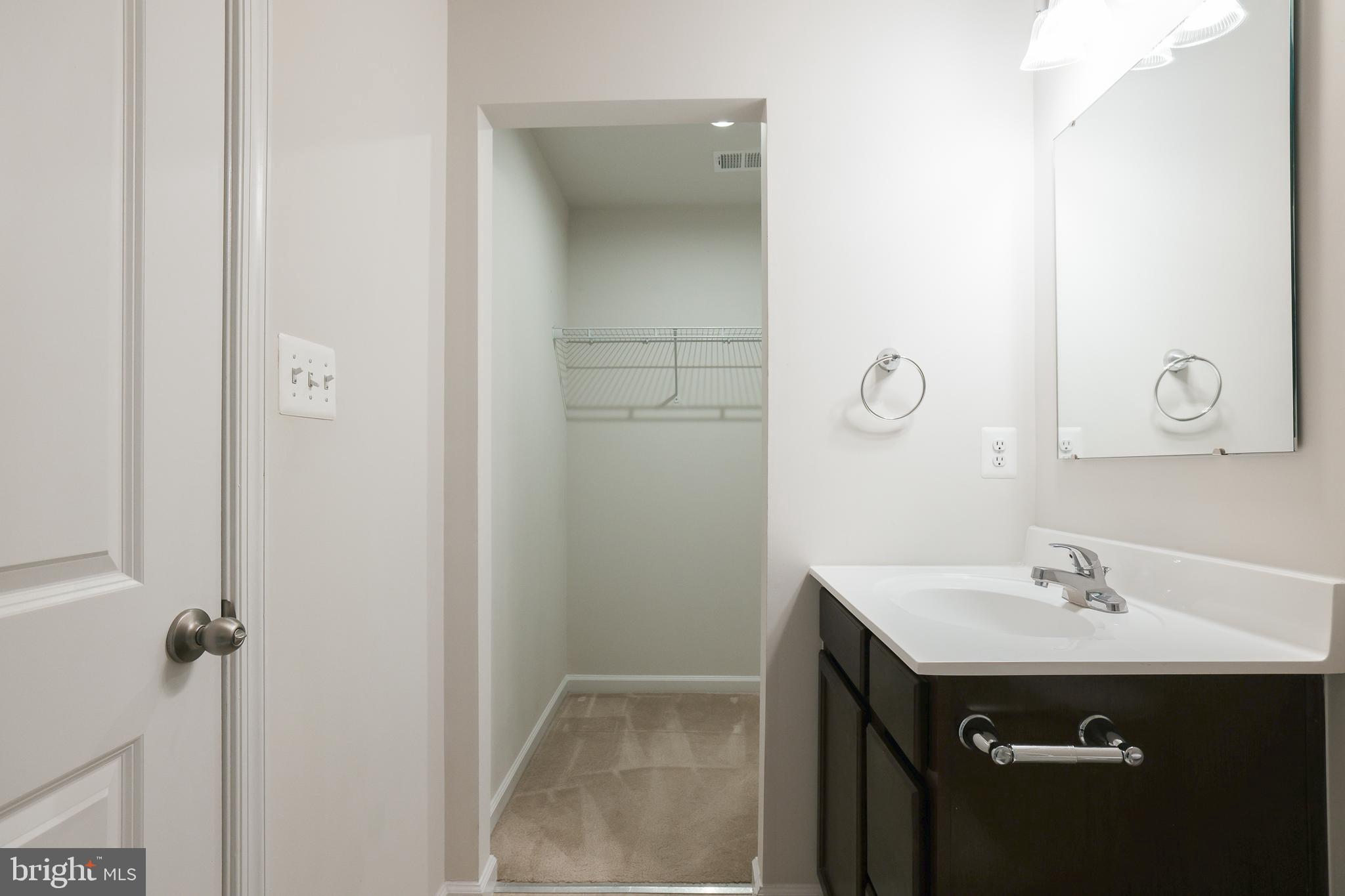 111 Lance Way Winchester, VA 22603 - Photo 16 of 28 Master bathroom
