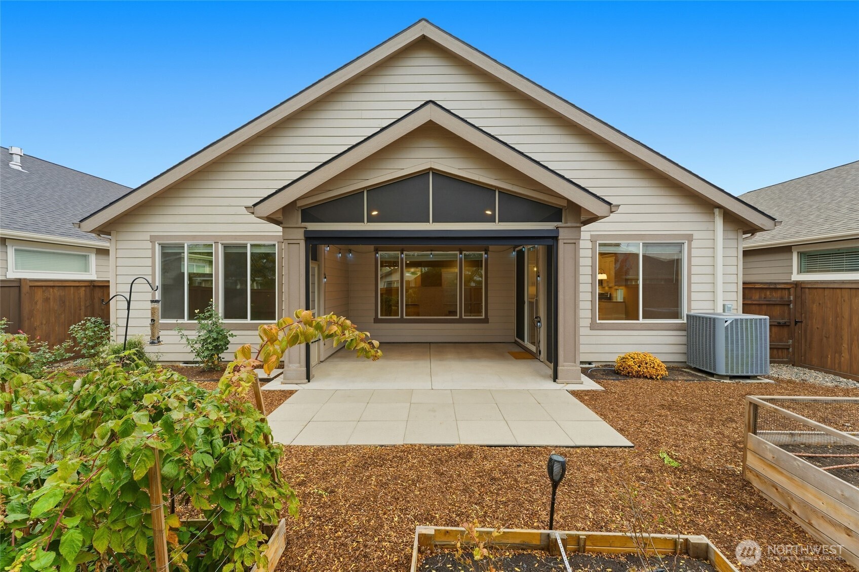 673 Southeast Whimbrel Loop College Place, WA 99324 - Photo 26 of 38