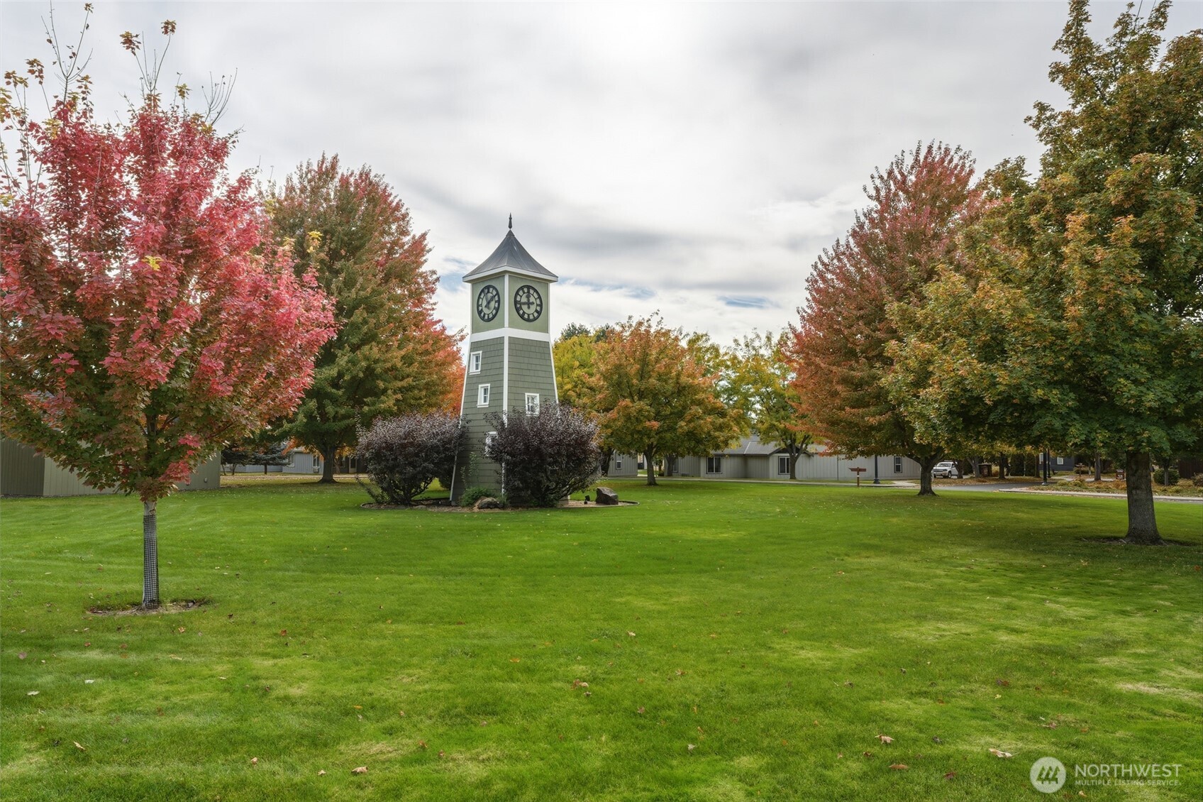 673 Southeast Whimbrel Loop College Place, WA 99324 - Photo 31 of 38
