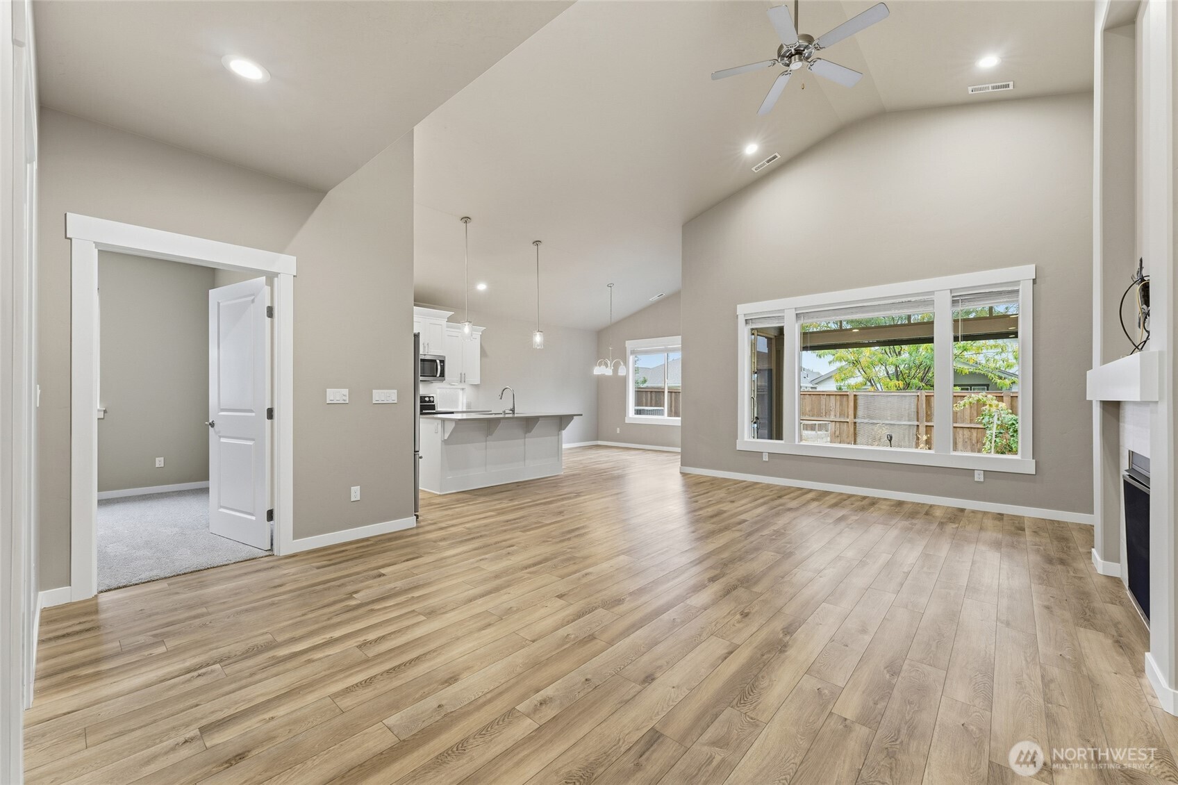 673 Southeast Whimbrel Loop College Place, WA 99324 - Photo 5 of 38