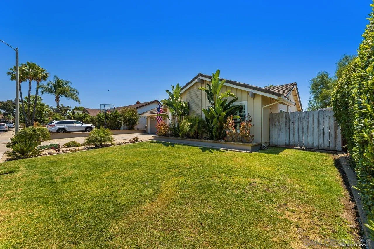 13317 Arikara Drive Poway, CA 92064 - Photo 4 of 52 a view of garden