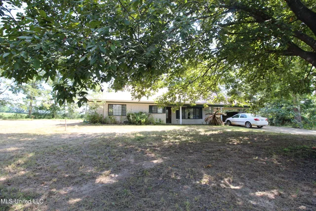$179,900 | 374 Willie Kittrell Road, State Line, MS 39362