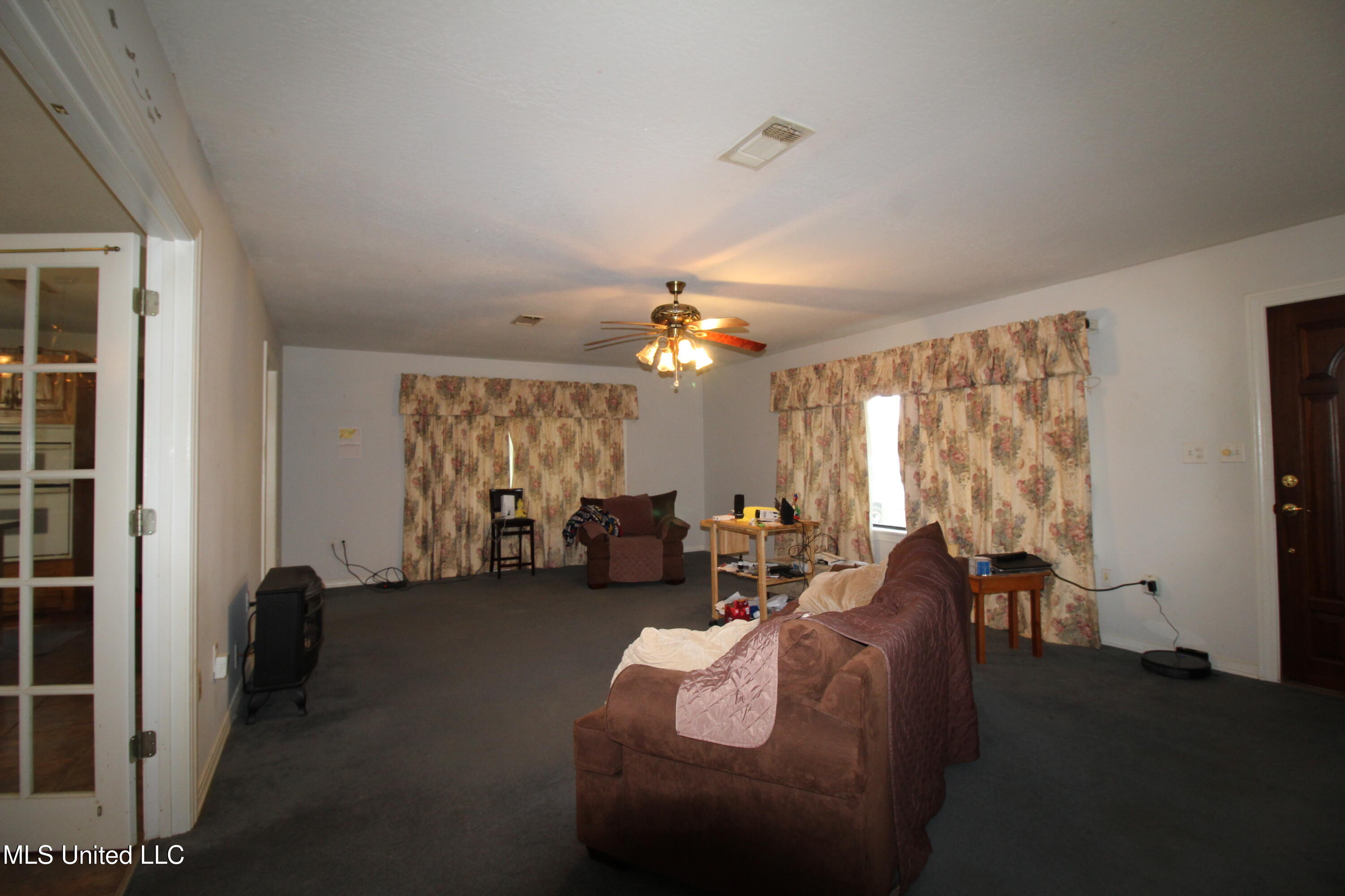 374 Willie Kittrell Road State Line, MS 39362 - Photo 8 of 25 IMG_3688