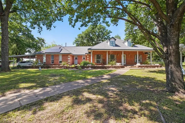$650,000 | 600 West Simonds Road, Seagoville, TX 75159