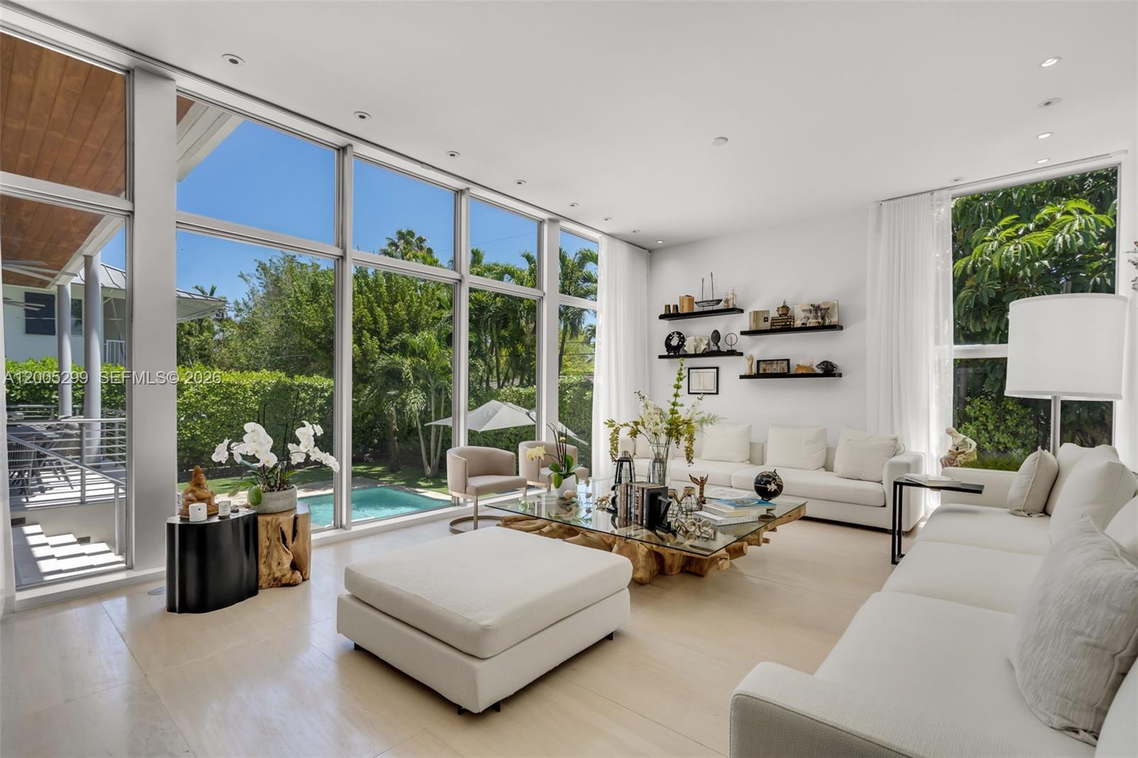 230 West McIntyre Street Key Biscayne, FL 33149 - Photo 5 of 53