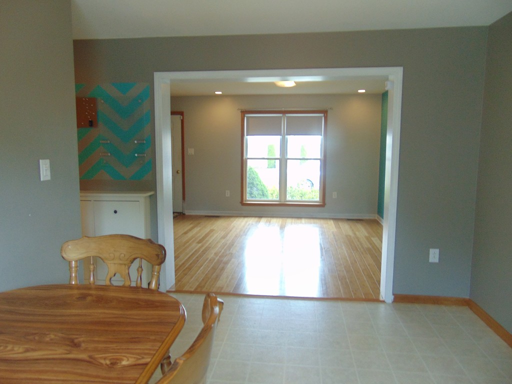 33 Lea Lane Fall River, MA 02721 - Photo 4 of 24 Gallery Image 4