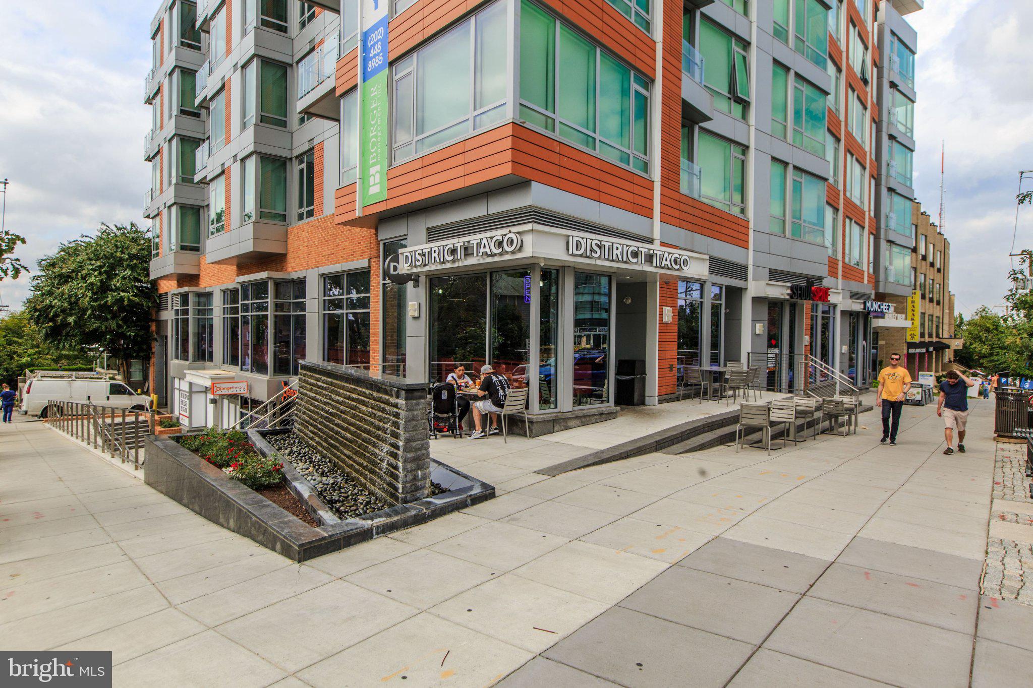 4430 Grant Road Northwest Washington, DC 20016 - Photo 4 of 6 Restaurants