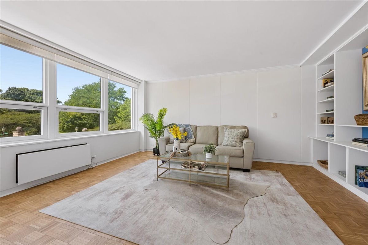 1630 Sheridan Road, Unit 4H Wilmette, IL 60091 - Photo 20 of 35