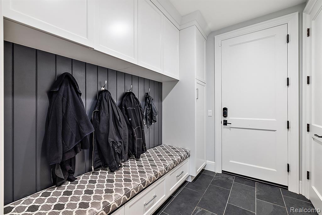 1185 Manchester Road Birmingham, MI 48009 - Photo 20 of 74 Gallery Image 20