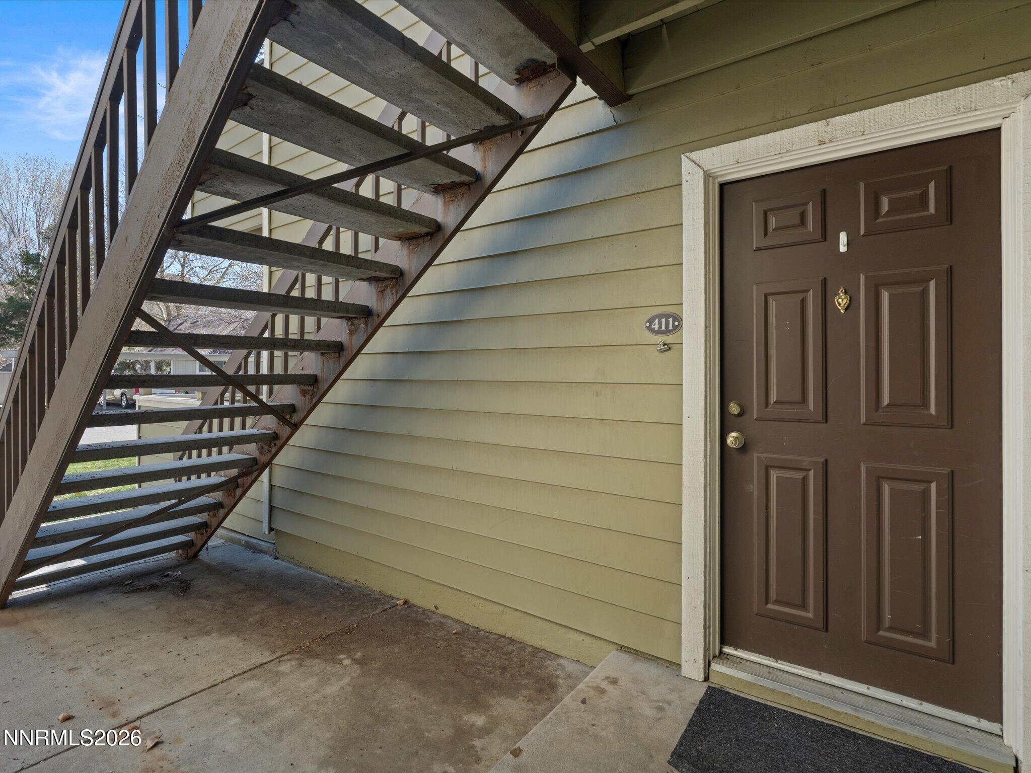 7680 Bluestone Drive, Unit 411 Reno, NV 89511 - Photo 4 of 25 04-7680 Bluestone Dr - Unit 411-100