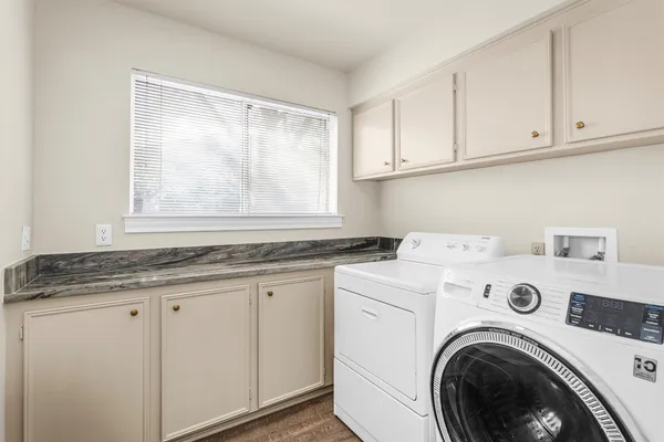 $425,000 | 2230 Foreland Drive, Houston, TX 77077