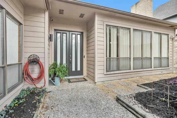 $425,000 | 2230 Foreland Drive, Houston, TX 77077