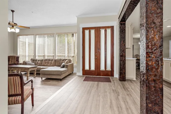 $425,000 | 2230 Foreland Drive, Houston, TX 77077