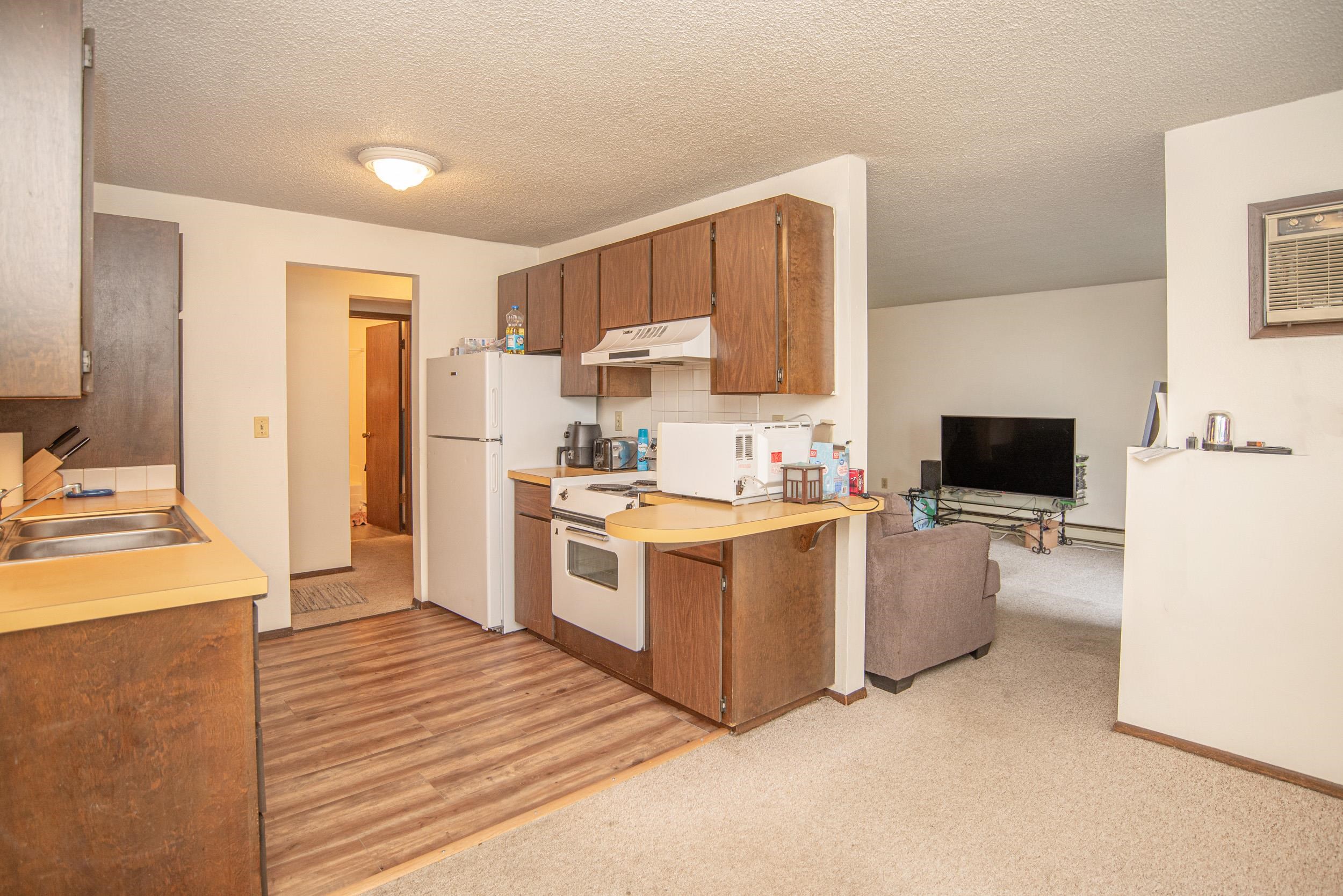 310 North Raymond Road, Unit D2 Spokane Valley, WA 99206 - Photo 3 of 17 Gallery Image 3