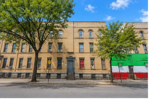 $1,150,000 | 695 Meeker Avenue, Unit 6 | Greenpoint