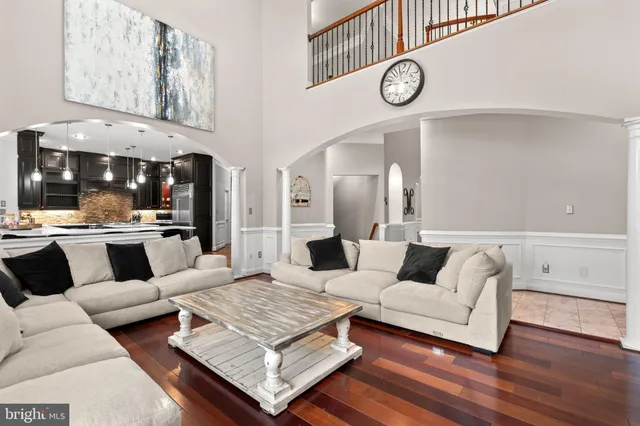 $1,799,000 | 16503 Loneoak Place, Hamilton, VA 20158