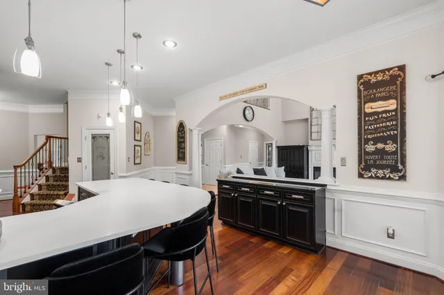 $1,799,000 | 16503 Loneoak Place, Hamilton, VA 20158