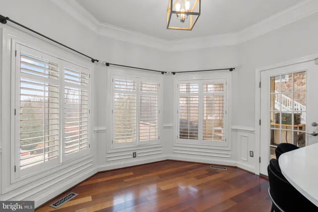 $1,799,000 | 16503 Loneoak Place, Hamilton, VA 20158