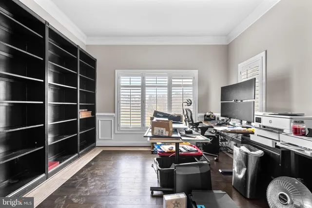 $1,799,000 | 16503 Loneoak Place, Hamilton, VA 20158