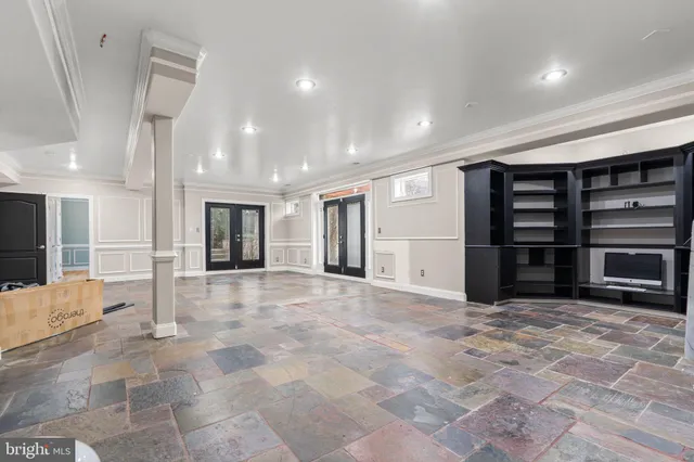 $1,799,000 | 16503 Loneoak Place, Hamilton, VA 20158