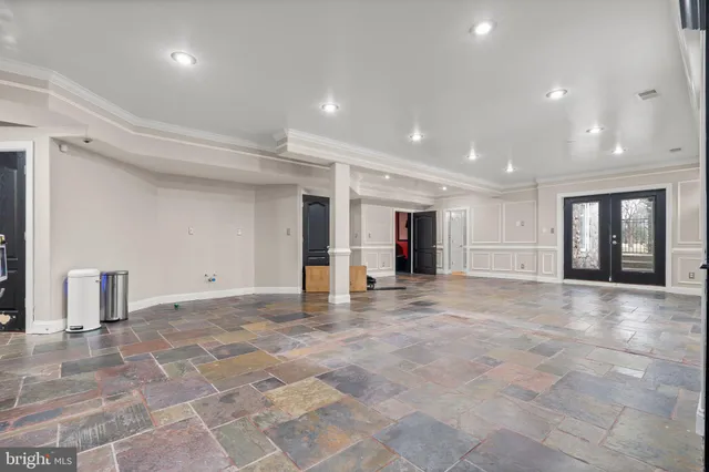 $1,799,000 | 16503 Loneoak Place, Hamilton, VA 20158