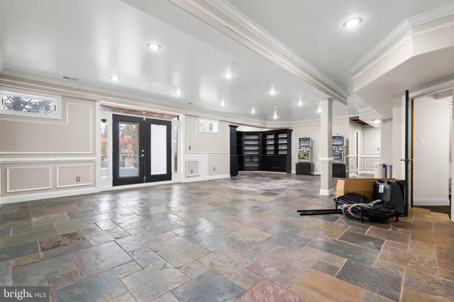 $1,799,000 | 16503 Loneoak Place, Hamilton, VA 20158