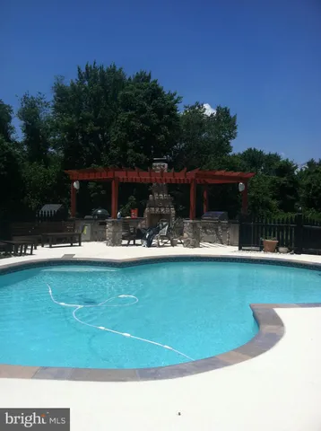 $1,799,000 | 16503 Loneoak Place, Hamilton, VA 20158