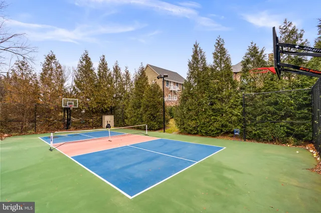 $1,799,000 | 16503 Loneoak Place, Hamilton, VA 20158