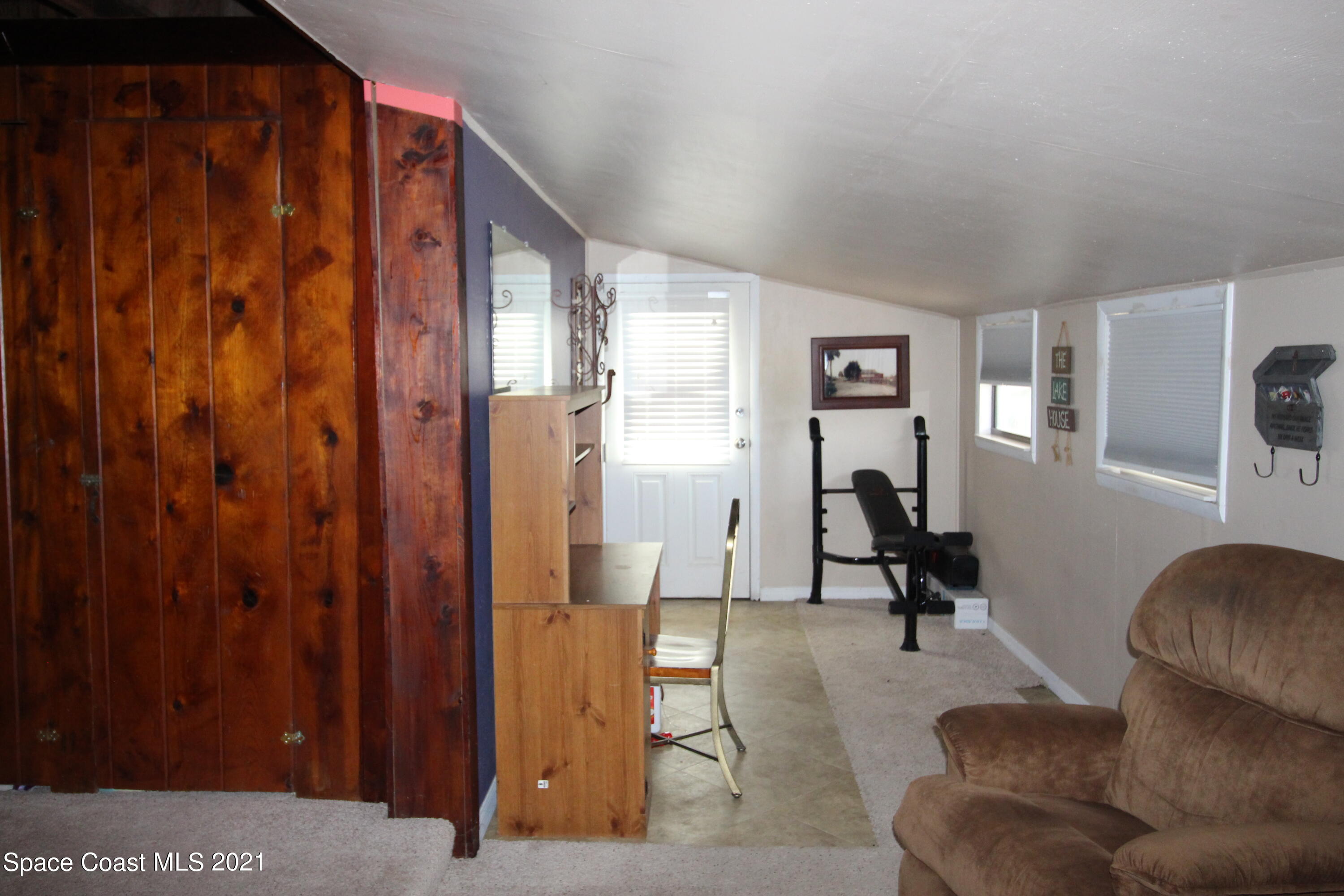 5716 Lake Poinsett Road Cocoa, FL 32926 - Photo 8 of 39 IMG_8227