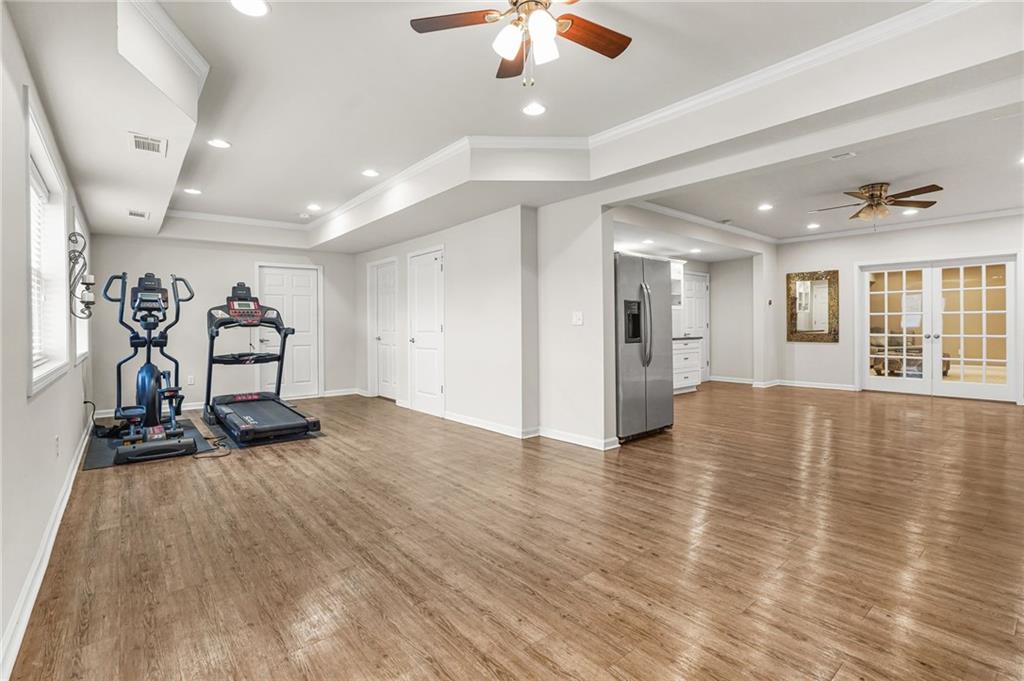955 Gardiner Circle Suwanee, GA 30024 - Photo 34 of 44 a view of a room with gym equipment