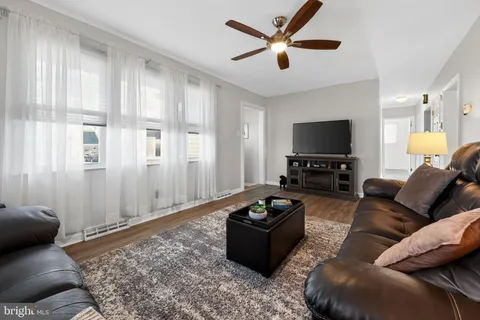 $315,000 | 940 Carter Avenue, Bellmawr, NJ 08031