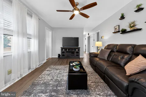 $315,000 | 940 Carter Avenue, Bellmawr, NJ 08031