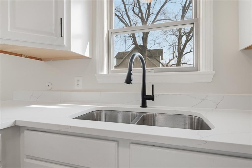 200 Clark Street Mars, PA 16046 - Photo 20 of 50