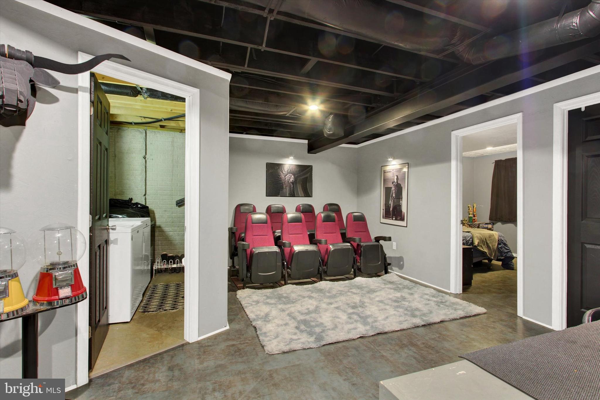 80 Galaxy Drive Hanover, PA 17331 - Photo 18 of 26 a room with gym equipment