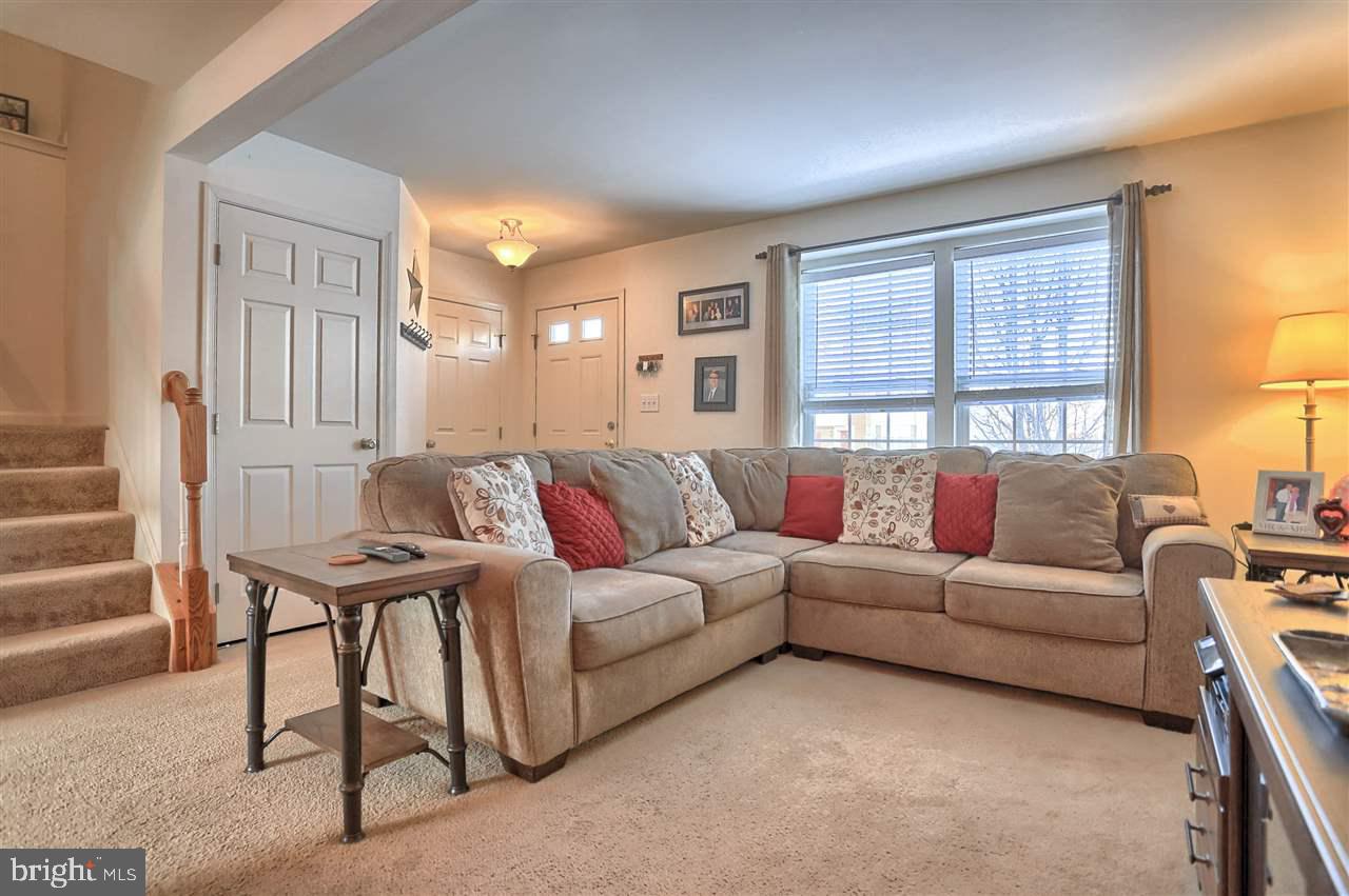 64 Forest Circle Hanover, PA 17331 - Photo 2 of 27 Gallery Image 2