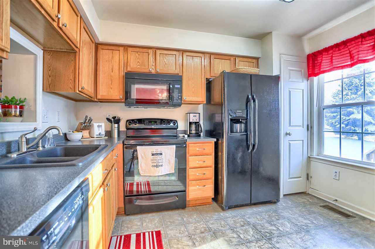 64 Forest Circle Hanover, PA 17331 - Photo 8 of 27 Gallery Image 8