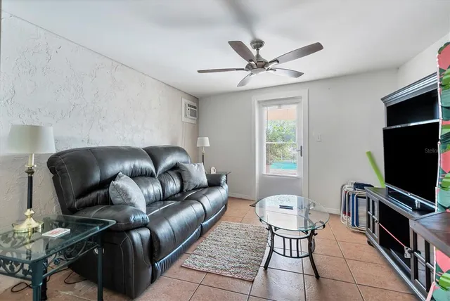 $3,900 | 4154 Jennings Boulevard, Port Charlotte, FL 33981