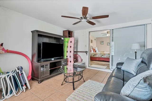 $3,900 | 4154 Jennings Boulevard, Port Charlotte, FL 33981