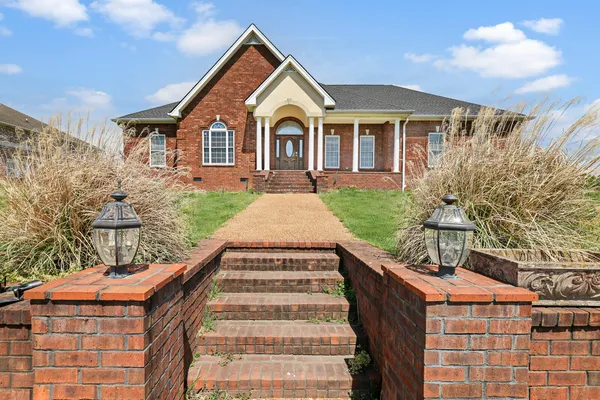 $650,000 | 1815 Hartsville Pike, Gallatin, TN 37066