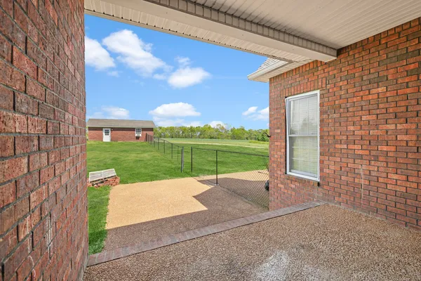 $650,000 | 1815 Hartsville Pike, Gallatin, TN 37066