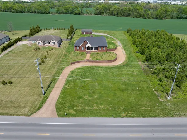 $650,000 | 1815 Hartsville Pike, Gallatin, TN 37066