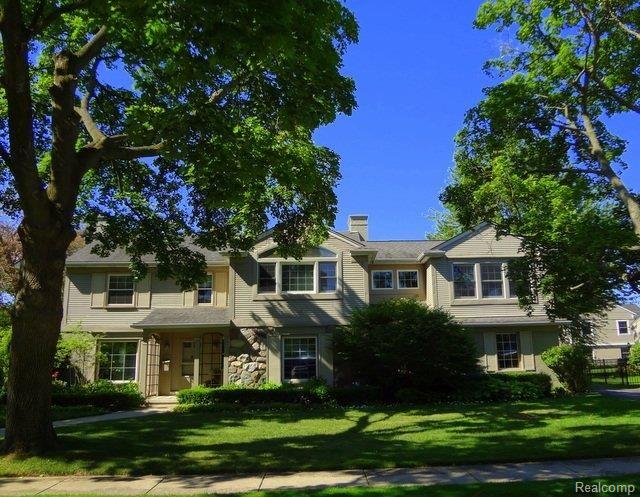 343 Glengarry Road Bloomfield Hills, MI 48301 - Photo 2 of 23 Glengarry Home