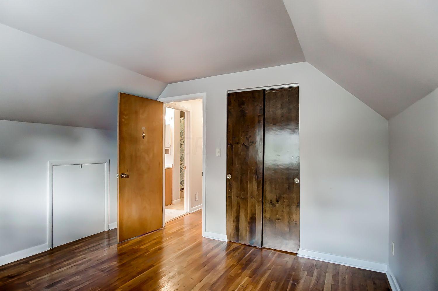 4872 Annhurst Road Columbus, OH 43228 - Photo 19 of 24 Gallery Image 19