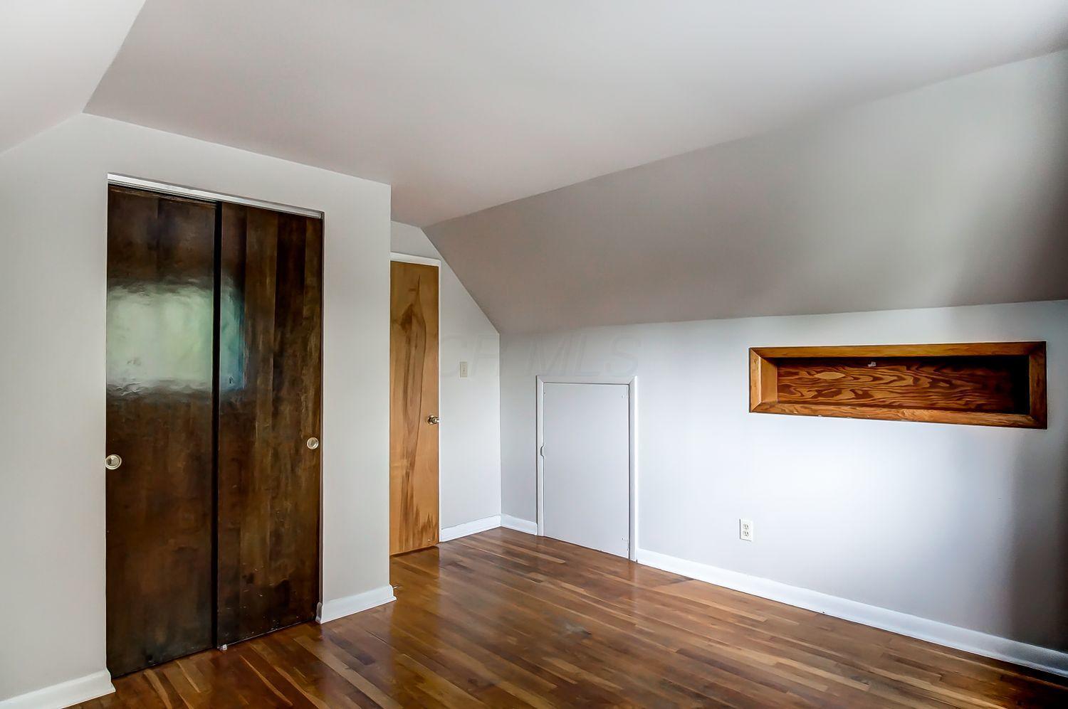 4872 Annhurst Road Columbus, OH 43228 - Photo 20 of 24 Gallery Image 20