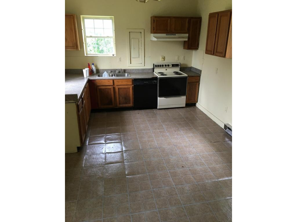 990 Bright Hope Road Greeneville, TN 37743 - Photo 4 of 14 Kitchen