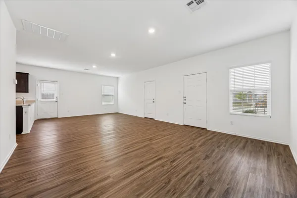 $1,600 | 304 Mica Trail, Maxwell, TX 78656